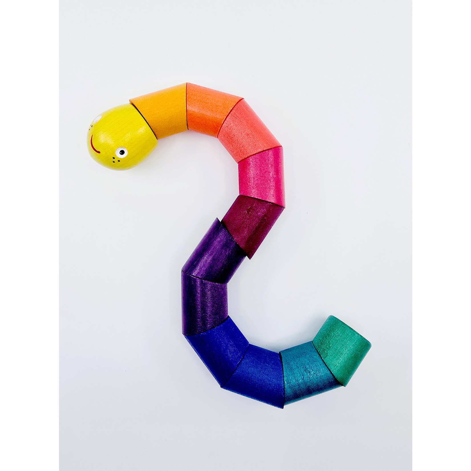 Chenille articulée en bois