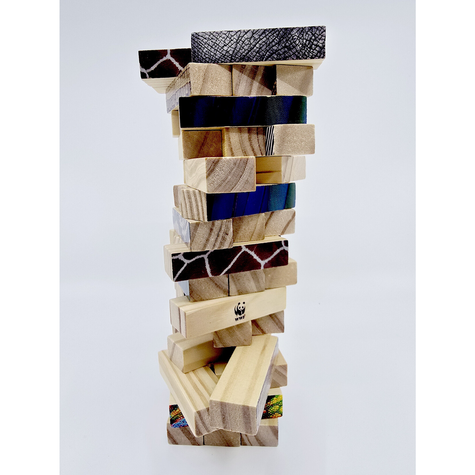Tour en bois WWF inspirée de la nature