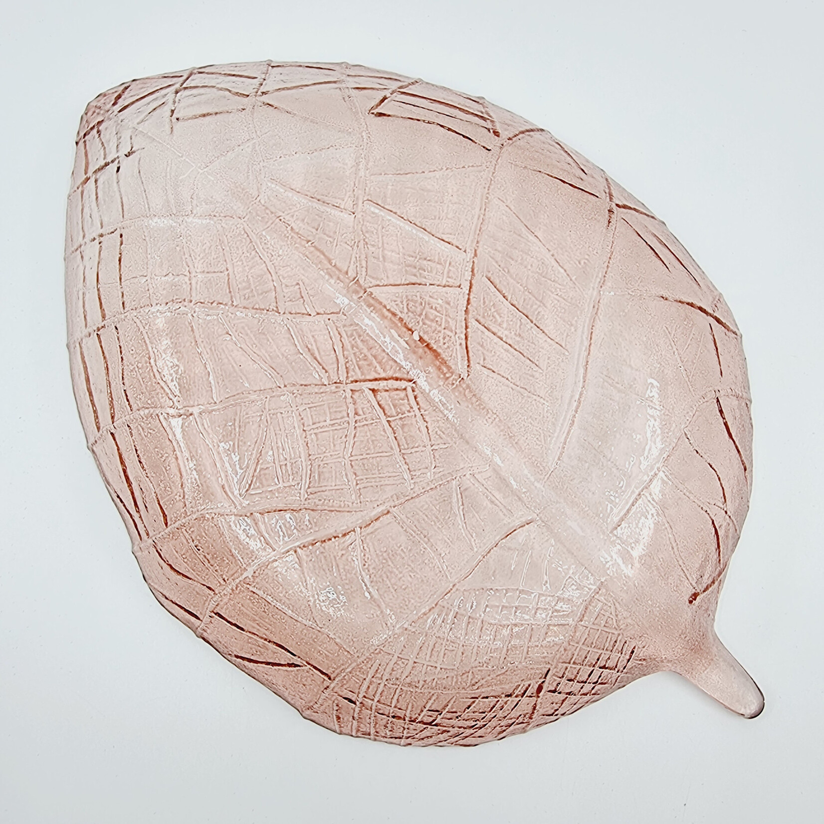 Plat décoratif en forme de feuille
