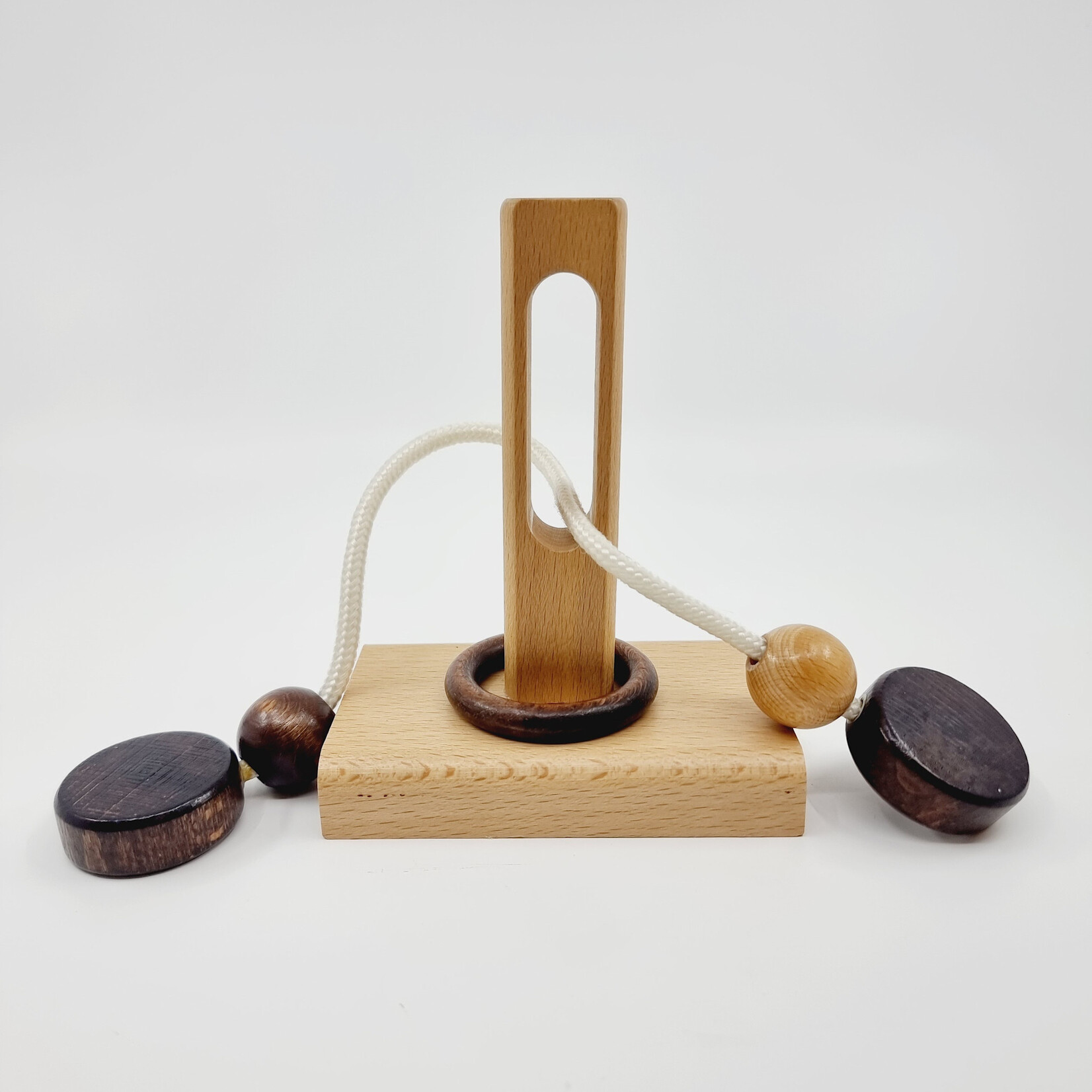 Casse-tête – L’anneau piégé