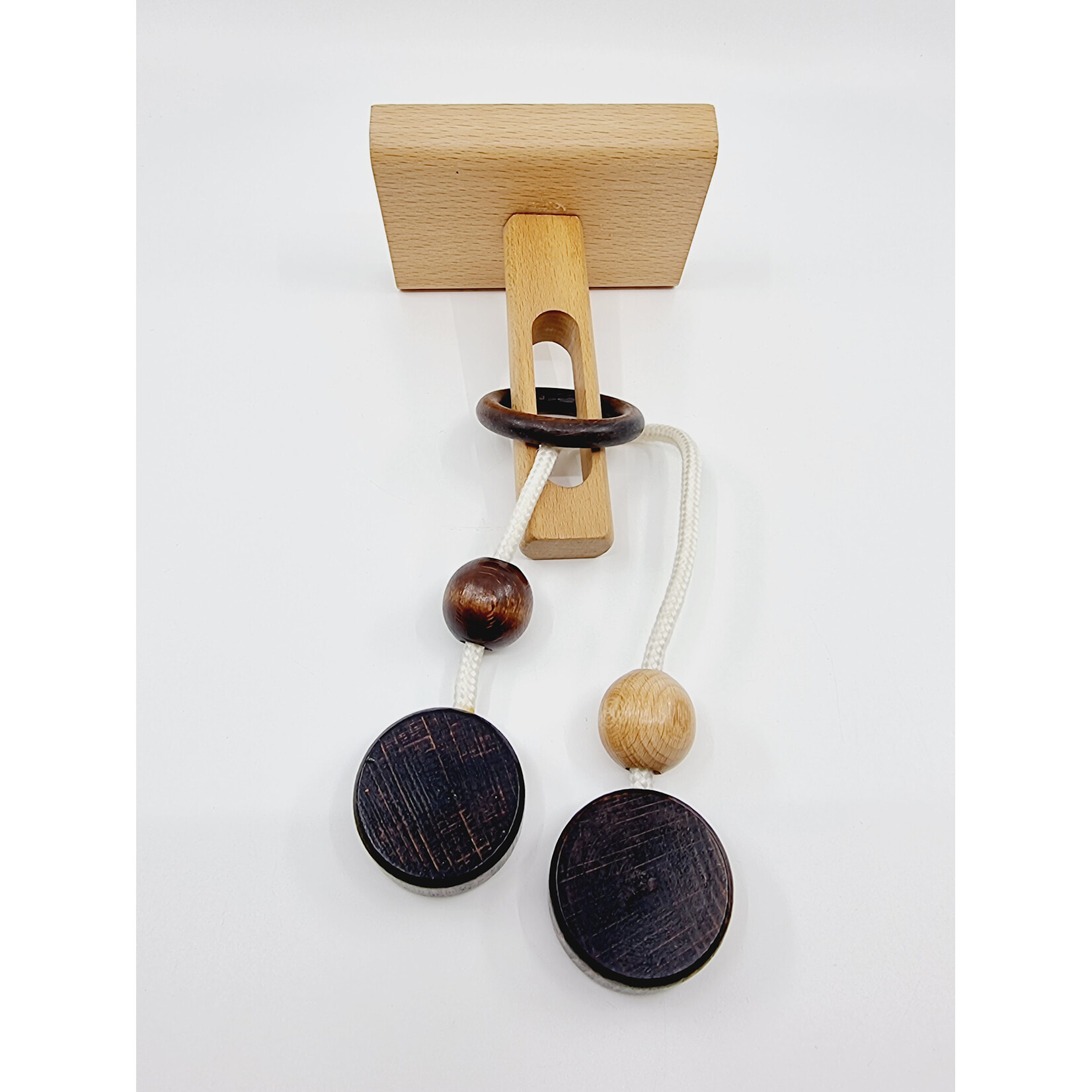 Casse-tête – L’anneau piégé