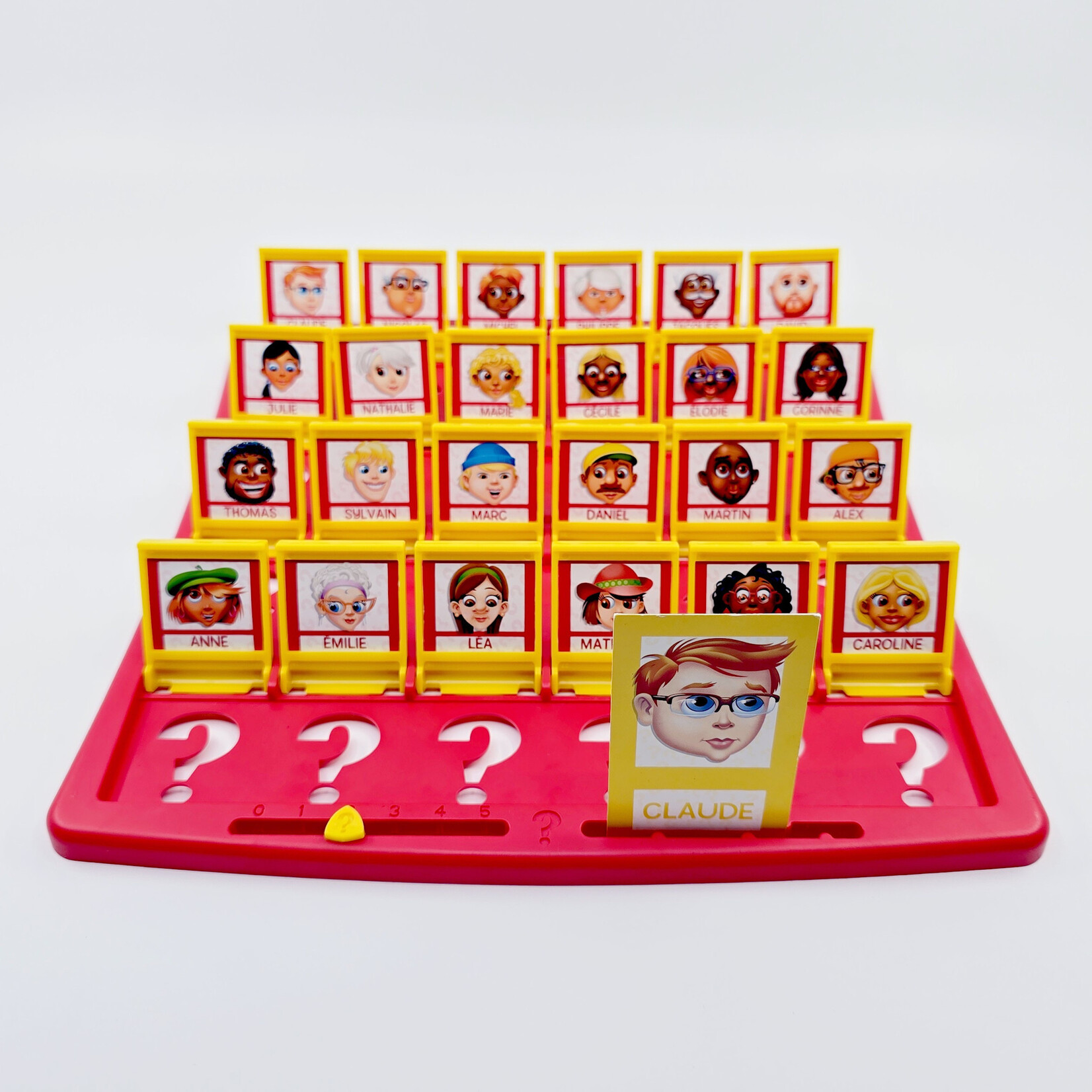 Hasbro Gaming Qui Est-ce ? Le célèbre jeu de déduction