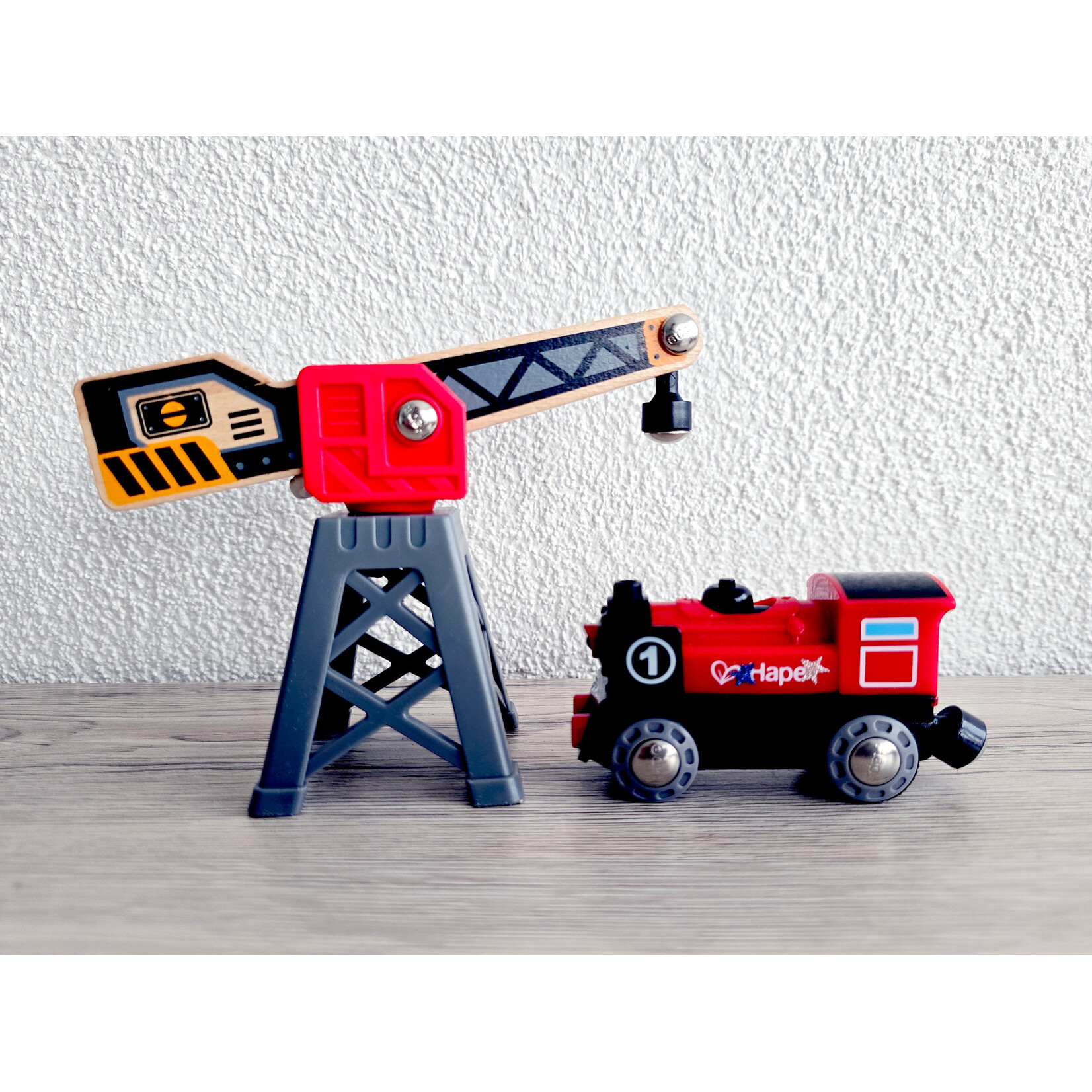 Hape Circuit train en bois Hape – Livraison de marchandises