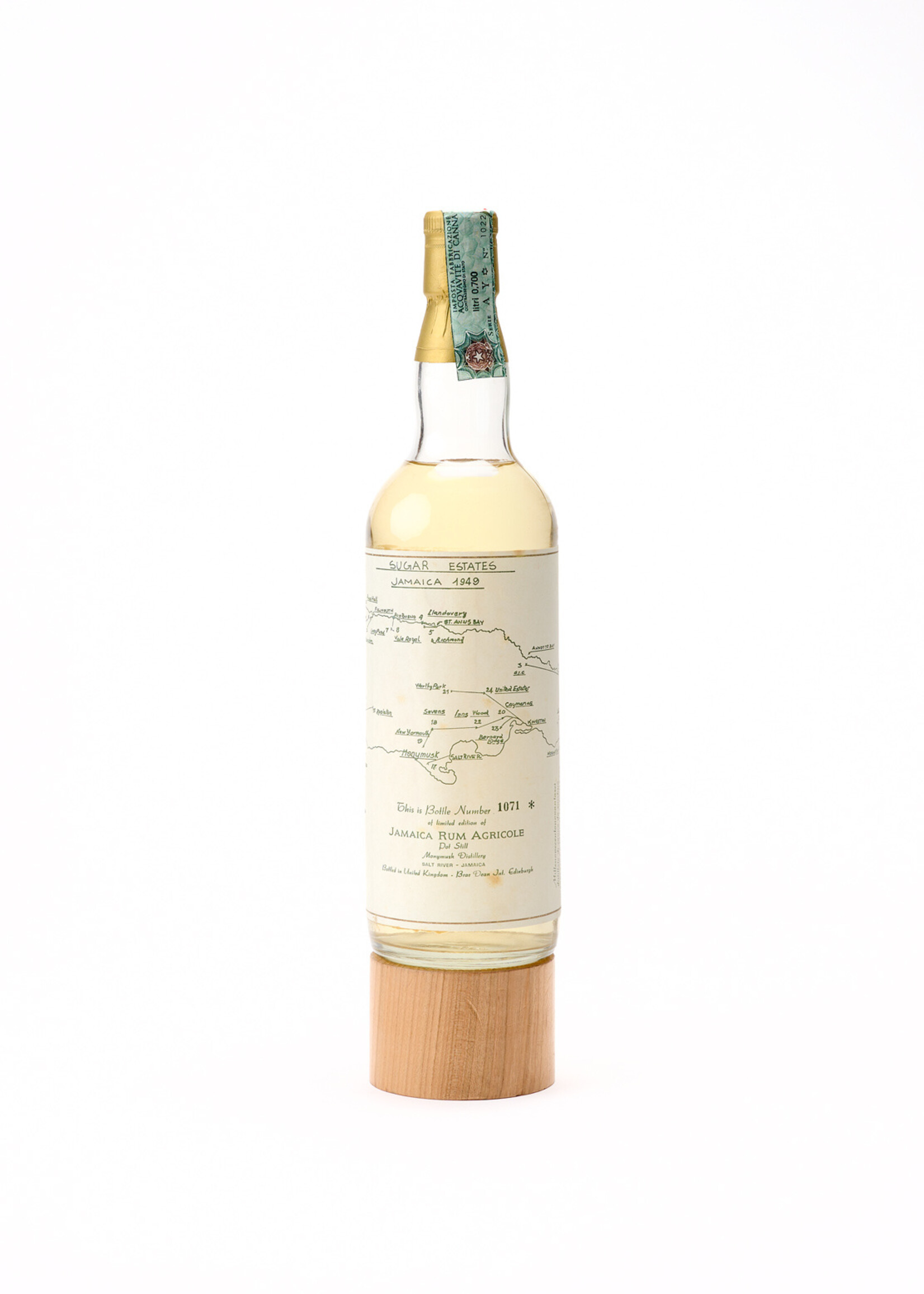 Monymusk Moon import's Sugar Estates Edition Monymusk 1949 Jamaica Rum Agricole Bottled 1996 70cl