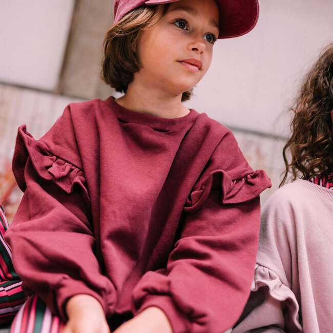 LOIS RUFFLE SWEATER - BURGUNDY PLUM