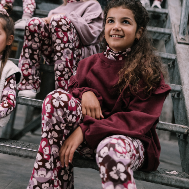 LOIS RUFFLE SWEATER - BURGUNDY PLUM