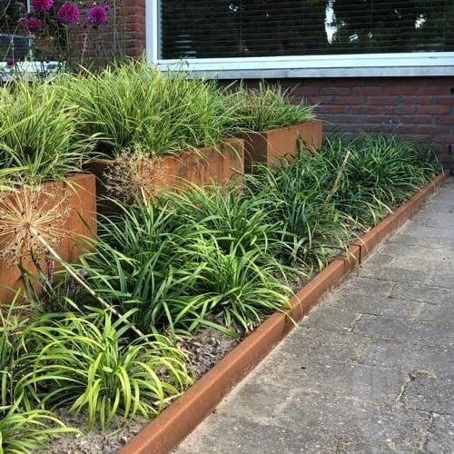 Cortenstaal kantopsluiting gezet 300x0,2x15cm