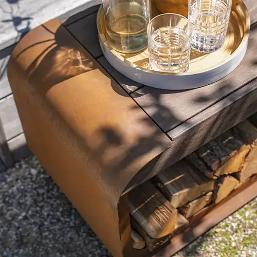 Cortenstaal houtopslag / tuinbank 150x40x45cm - Bamboe zitting Cortenstaal houtopslag / tuinbank 150x40x45cm - Bamboe zitting