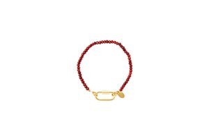 Rood Kralenarmbandje met gouden sluiting