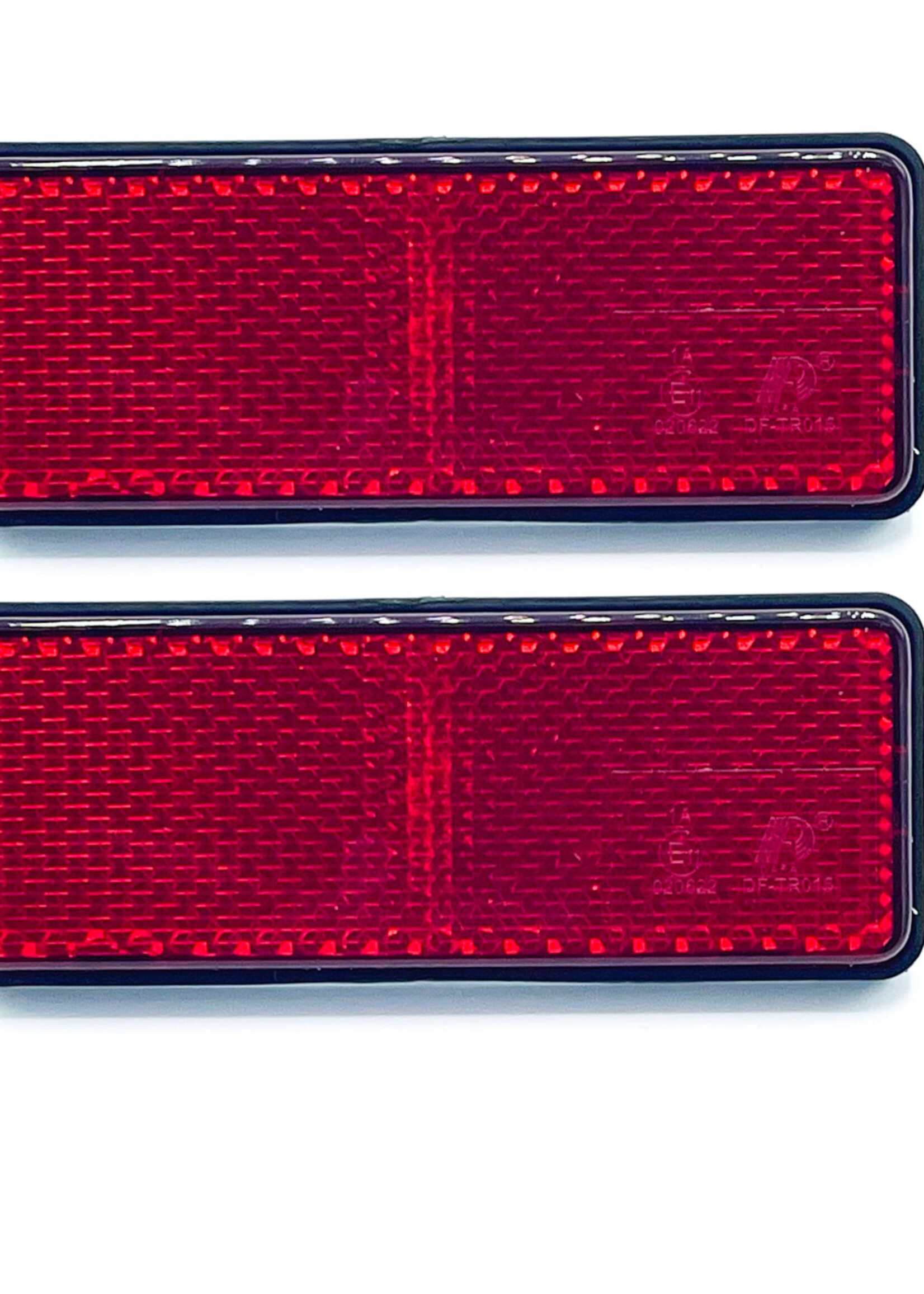 DAFA Reflector rood schroefbaar 95x38 E keur (2 stuks)