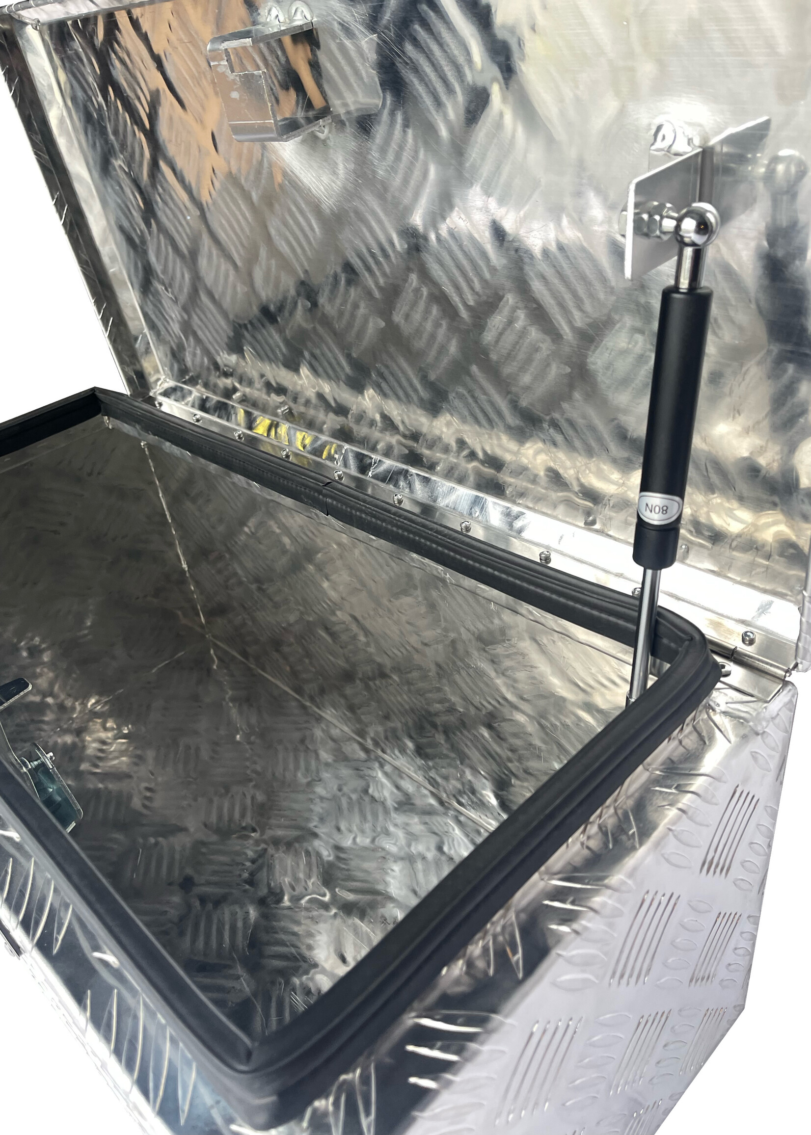 DTR Aluminium opbergkist 600x300x300 (2.0mm) met slot en gasveer