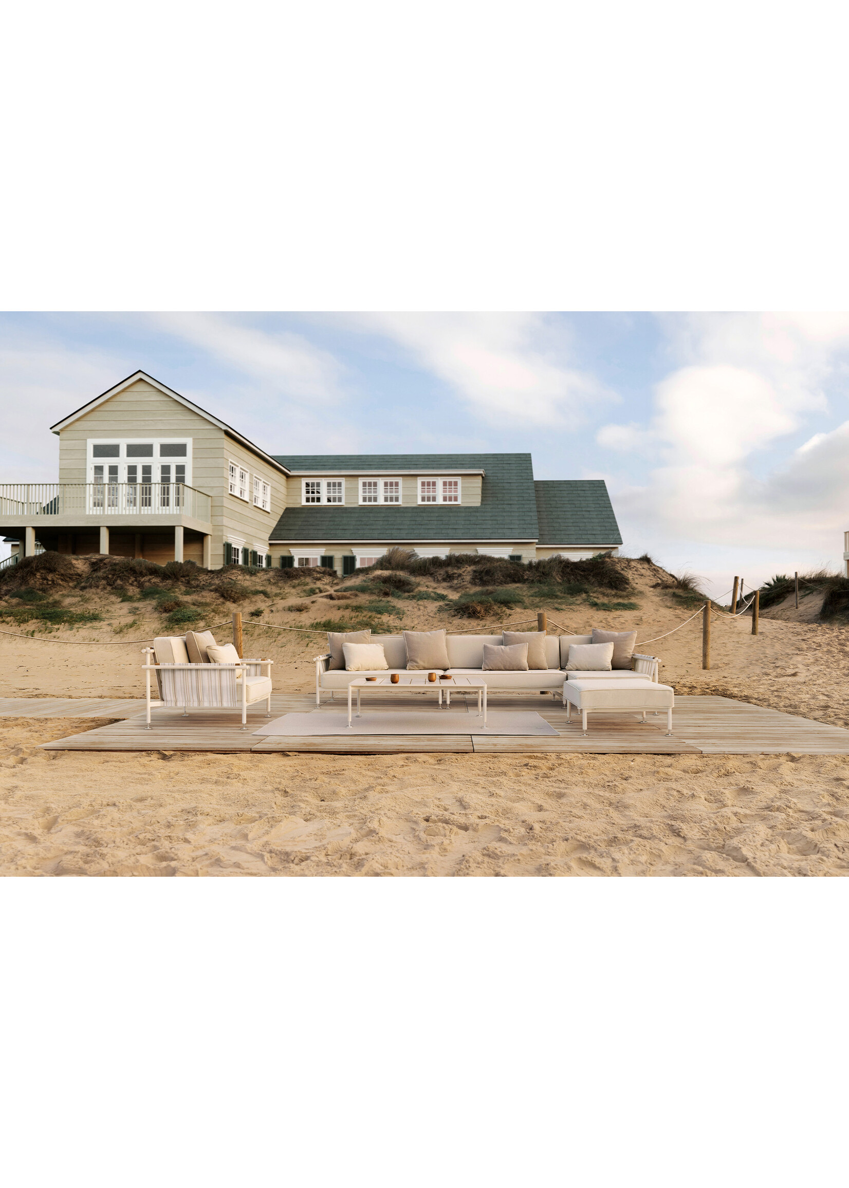 Vondom Hamptons Armless Section