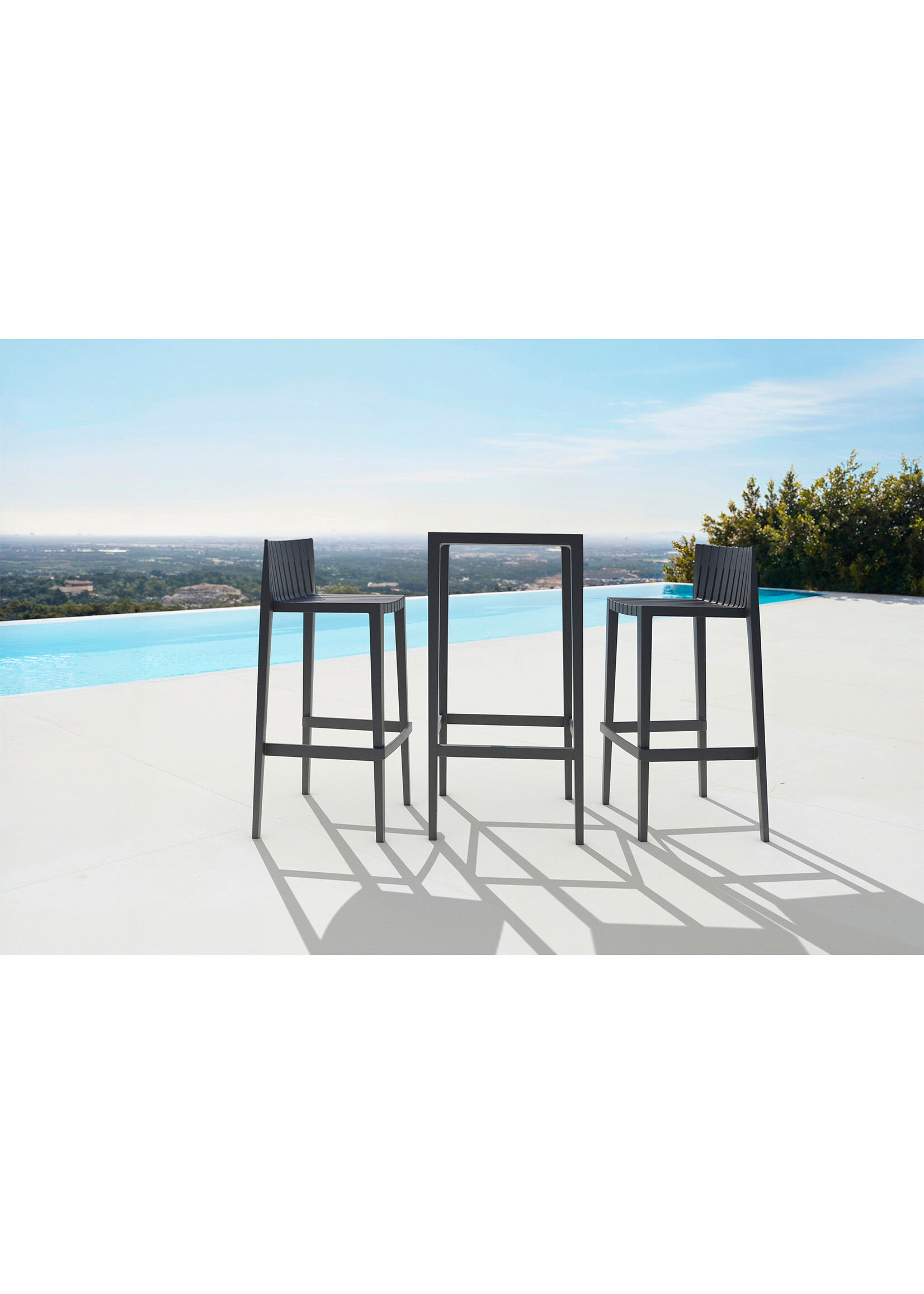 Vondom Vondom Spritz Bar Table + bar stools