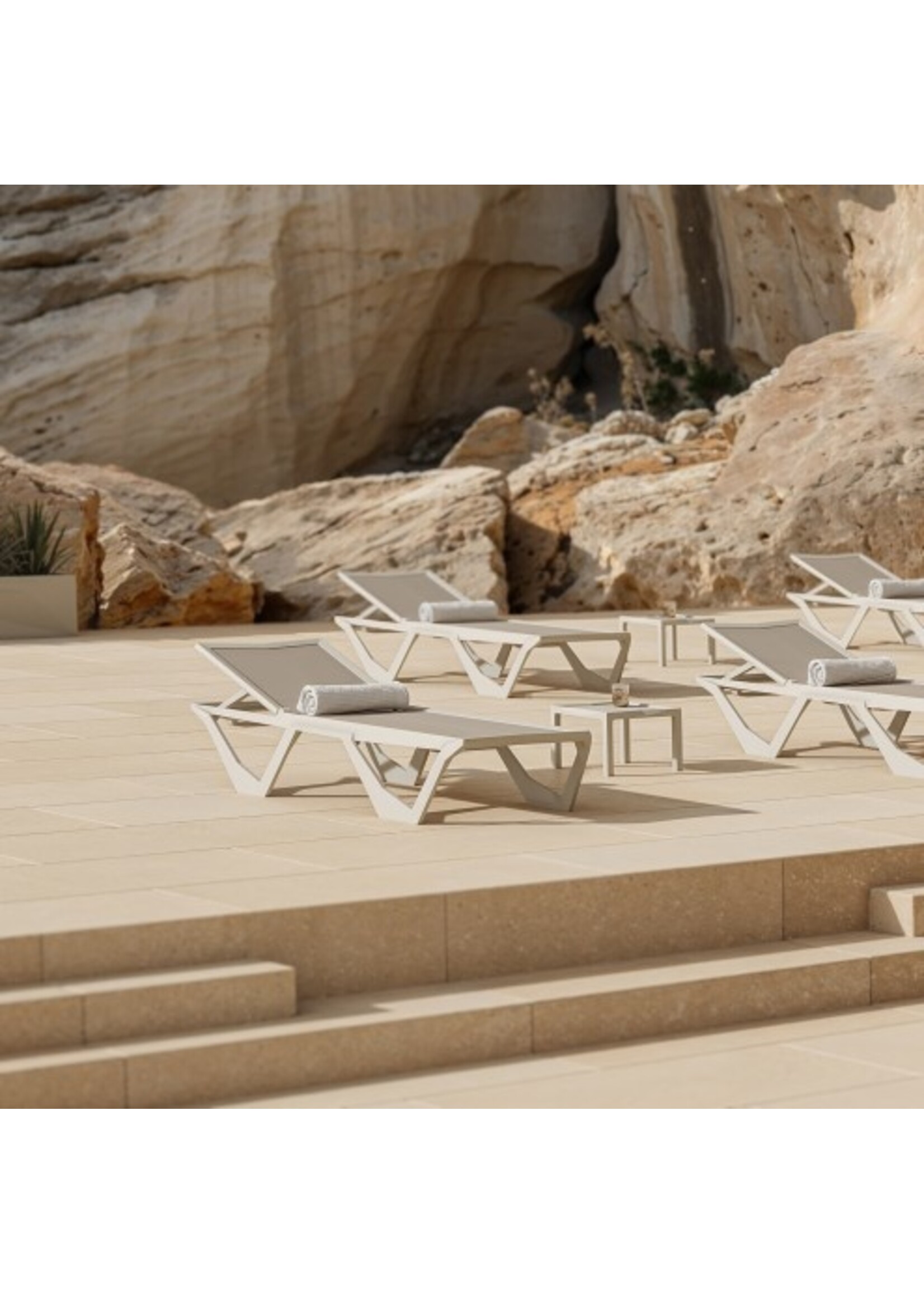 Vondom Love Sun Lounger