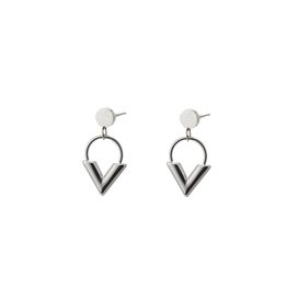 Go Dutch Label Classic V earrings silver