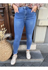 New musthave stretch jeans