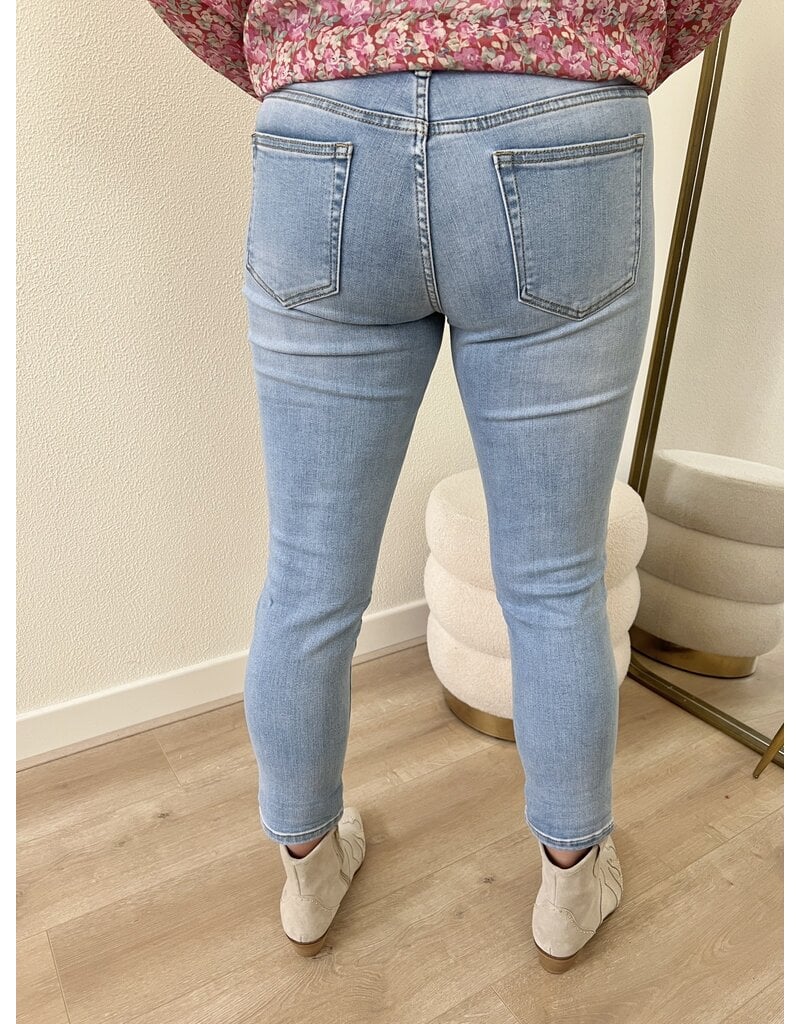 21Jewelz Soft straight fit jeans