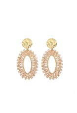 21Jewelz Ovale beige kralen statement oorbellen