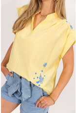 21Jewelz Gele blouse met blauw borduursel