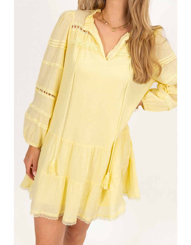 21Jewelz Jurkje met ruffles en open details - geel