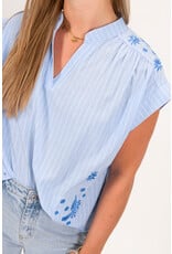 21Jewelz Blauwe blouse met blauw borduursel