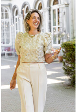 21Jewelz Pofmouwen top met gouden bloemen en jacquard print