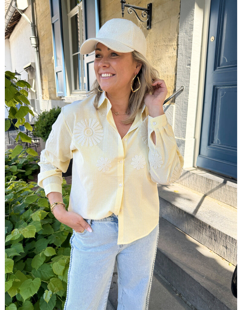 21Jewelz Gestreepte blouse met geborduurde bloemen - geel