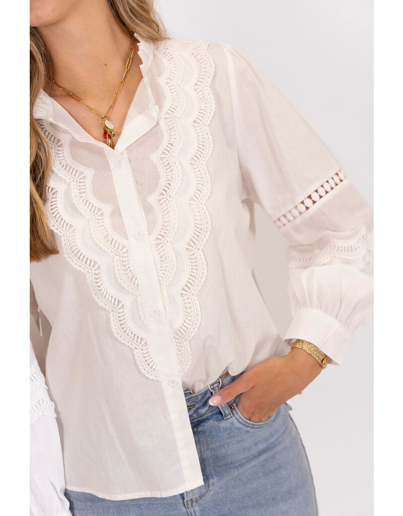 21Jewelz Witte blouse met kant en ruffels