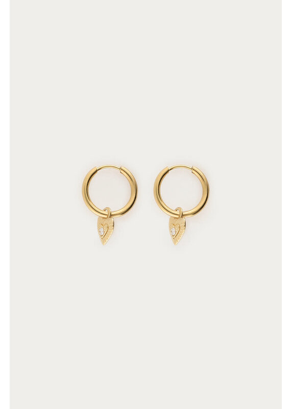 My Jewellery My Jewellery | Nomads minimalistische oorringen met hartje - goud