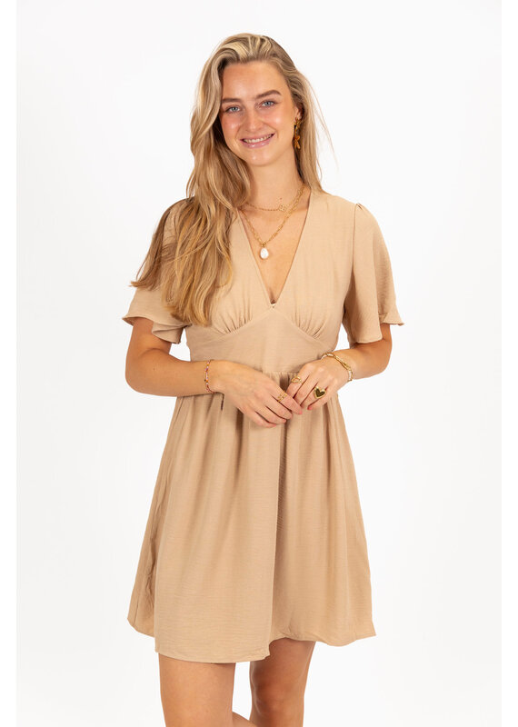 21Jewelz Kort jurkje met volantmouwtje - beige