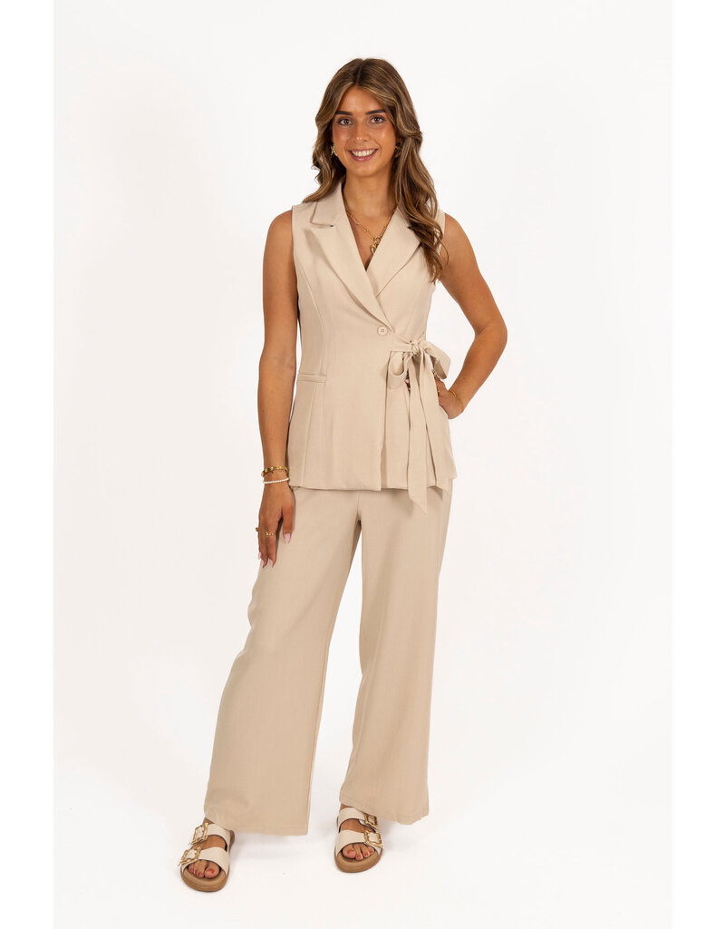 21Jewelz Lang gilet met ceintuur - beige