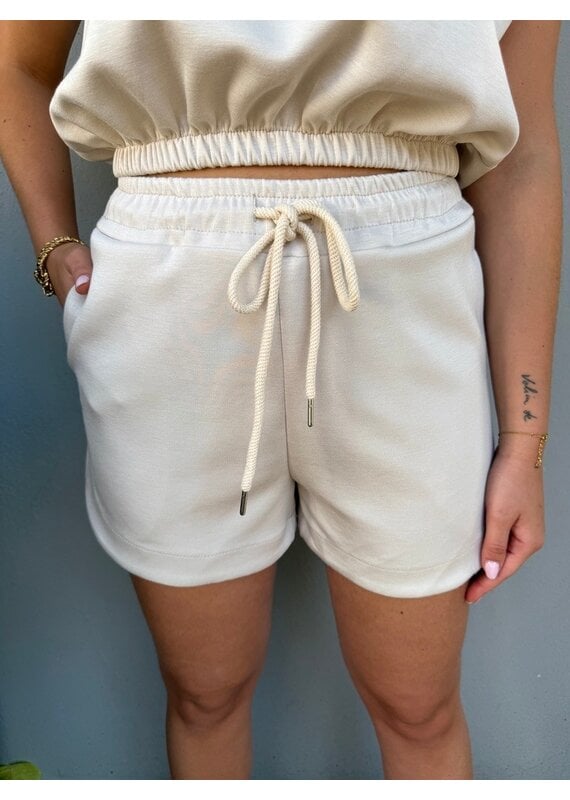 21Jewelz Basic shortje met elastiek - ecru