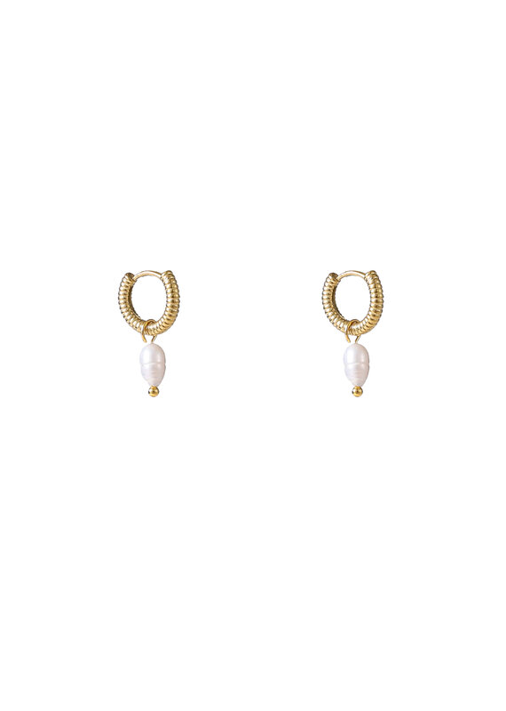 Go Dutch Label D&E - Striped pearl hoop - goud