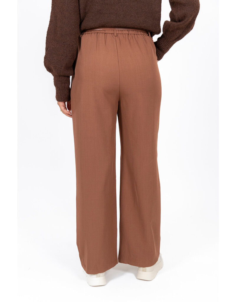 21Jewelz Losvallende pantalon met ceintuur - roest