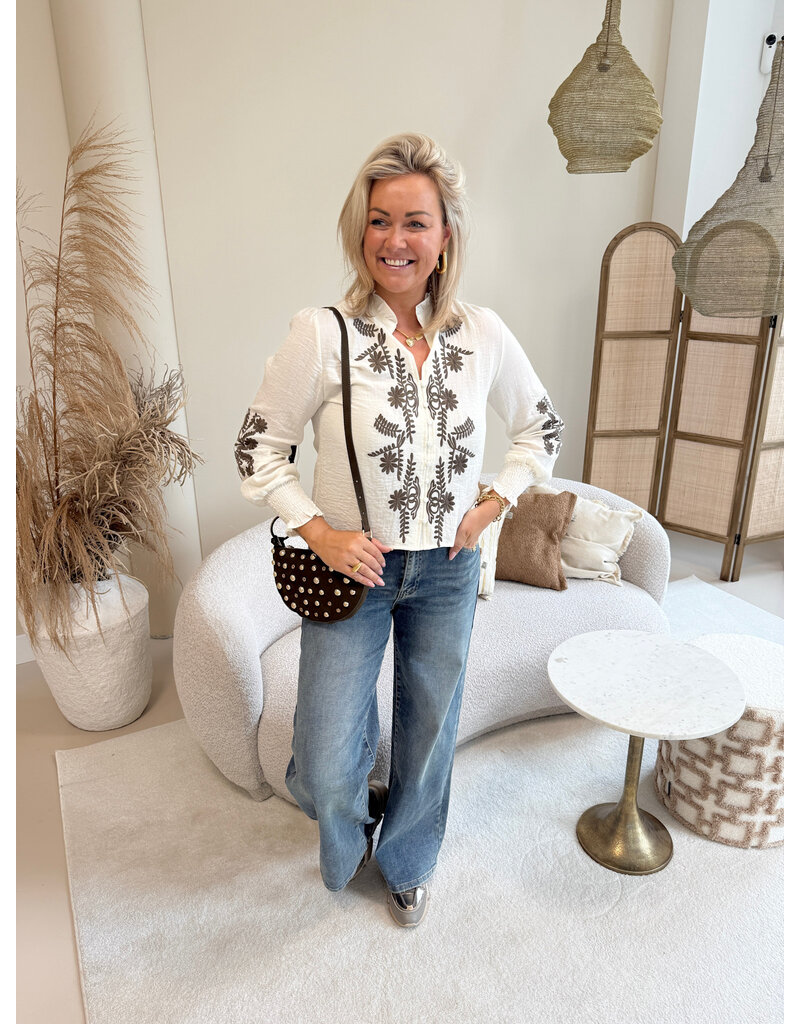 21Jewelz Ecru blouse met bruin borduursel