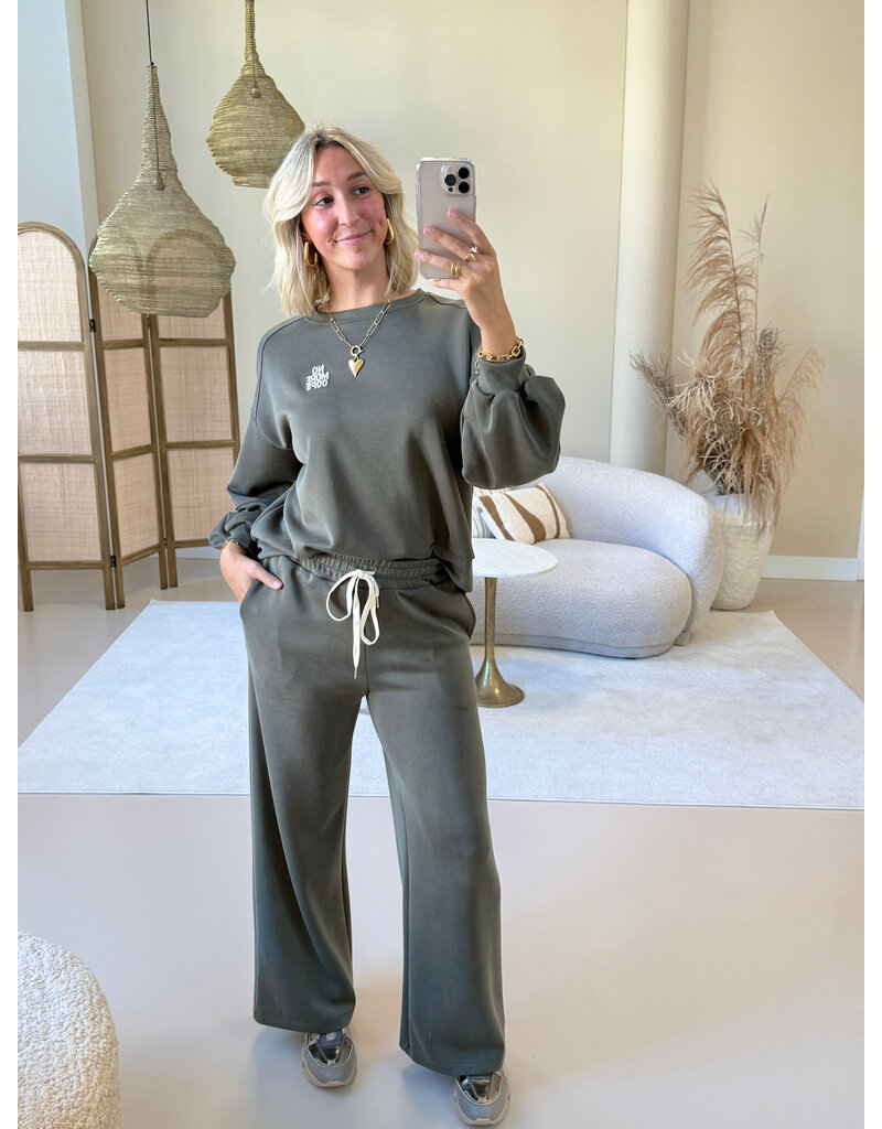 21Jewelz Sweater "no more oops" - army