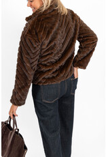 21Jewelz Fluffy jas met patroon - bruin