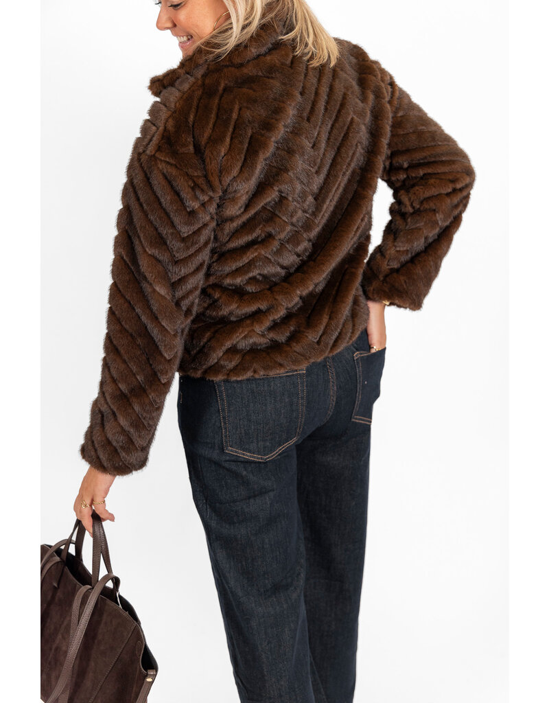 21Jewelz Fluffy jas met patroon - bruin