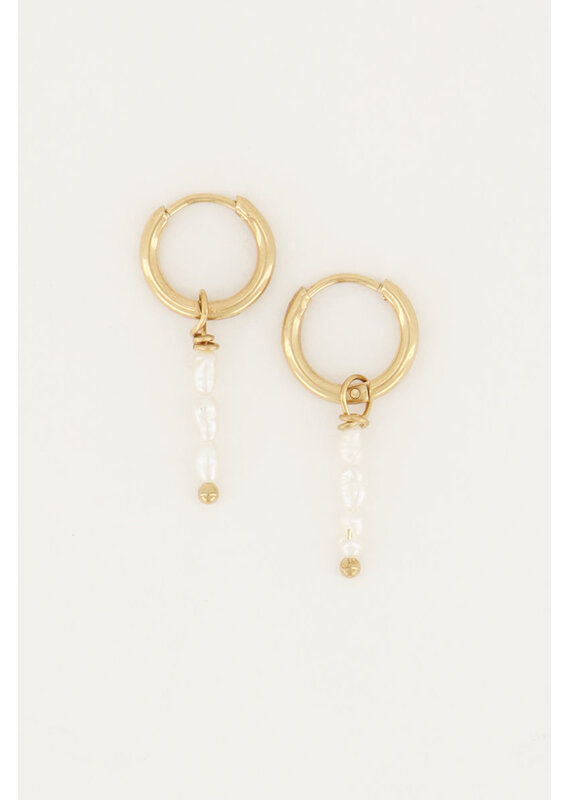 My Jewellery My Jewellery - Oorbellen drie zoetwaterparels - goud