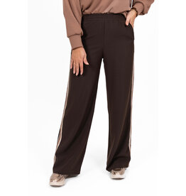 21Jewelz Bruine jogger met streep