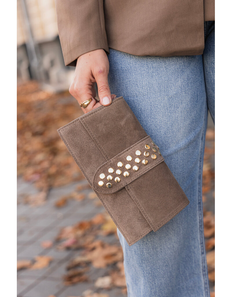 21Jewelz Suede tasje met gouden studs in het midden - taupe