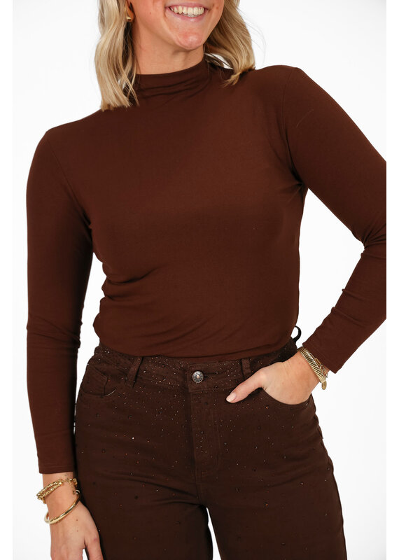 21Jewelz Aansluitende top met opstaand kraagje - bruin