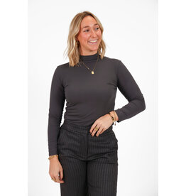 21Jewelz Aansluitende top met opstaand kraagje - grijs