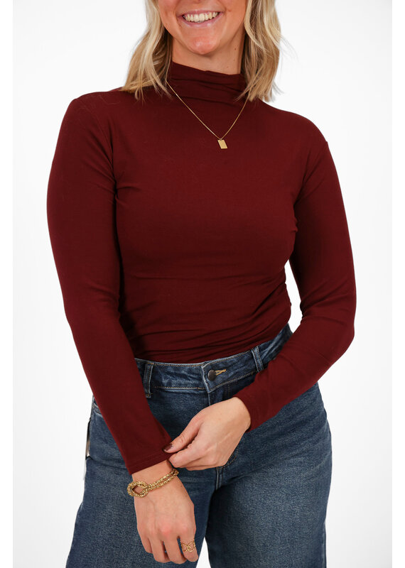 21Jewelz Aansluitende top met opstaand kraagje - bordeaux
