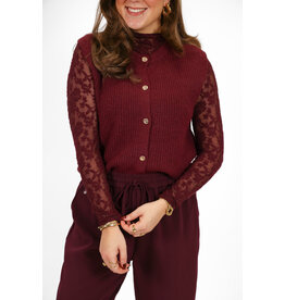 21Jewelz Gebreide gilet met gouden knopen - bordeaux