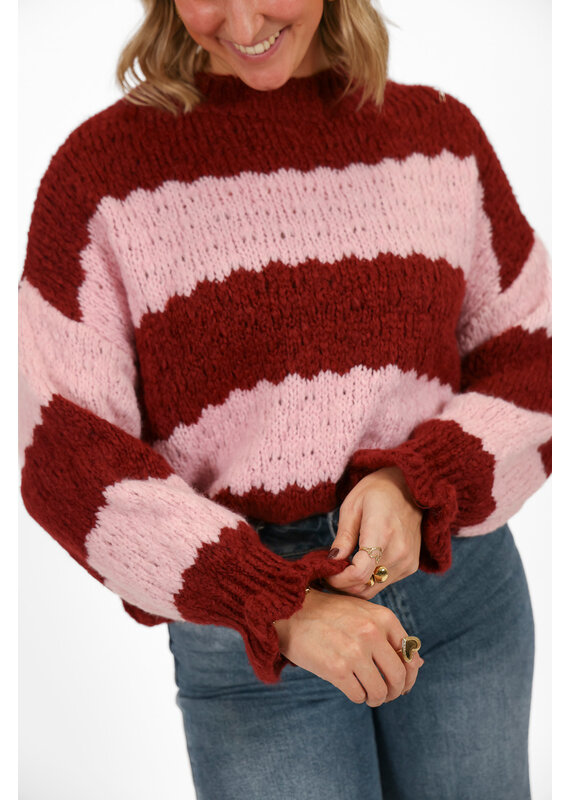 21Jewelz Gestreepte trui met ruffle mouwtje - bordeaux / roze