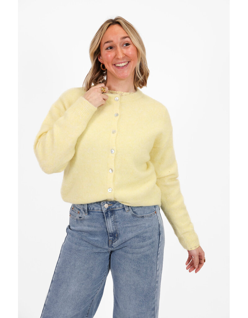 21Jewelz Cozy basic vestje met knopen - geel