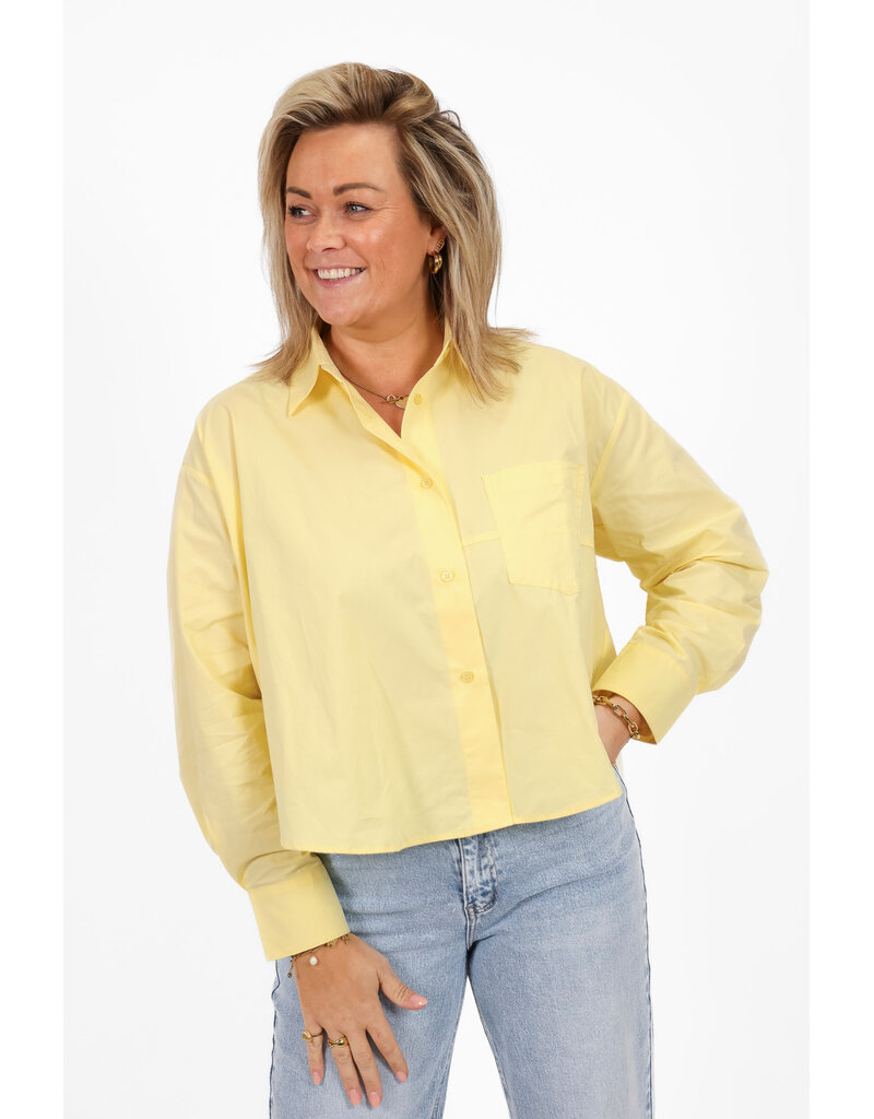21Jewelz Cropped blouse met zakje - geel