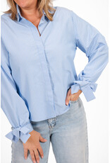 21Jewelz Strepenblouse met strikjes - blauw