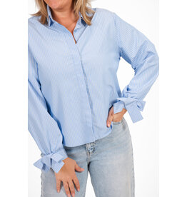 21Jewelz Strepenblouse met strikjes - blauw